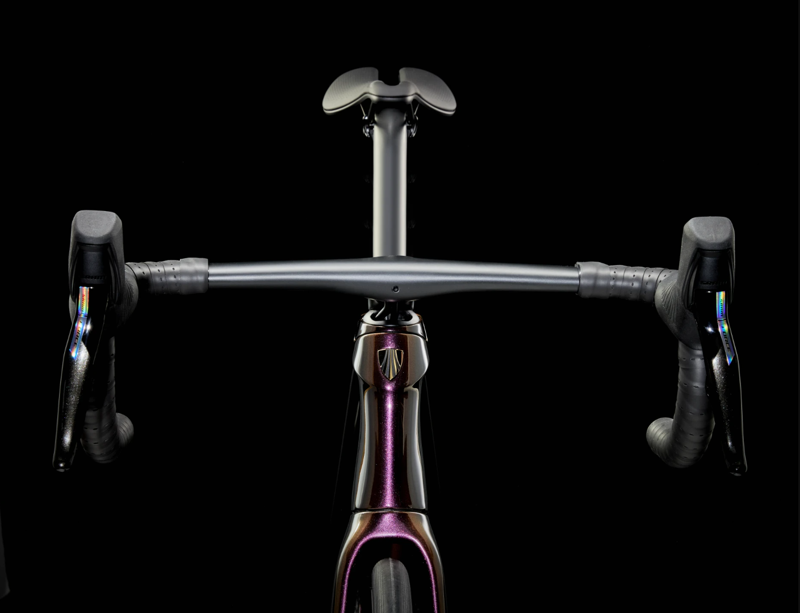 Trek Emonda SLR 7 AXS Carbon Road Bike 2024 in Axinite Flip/Trek Black-5